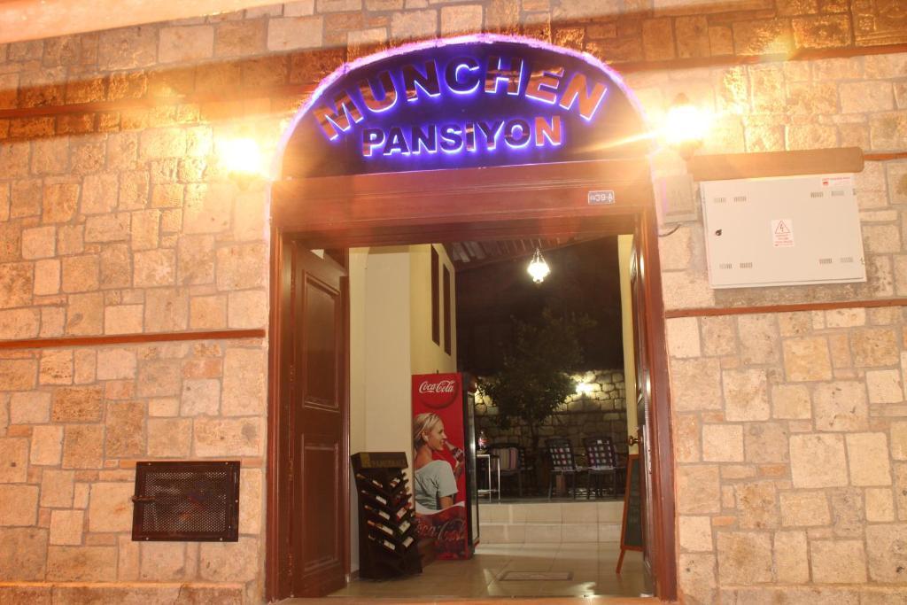 Munchen Pension Antalya Luaran gambar